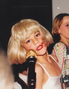 Foto Ming zingt jong